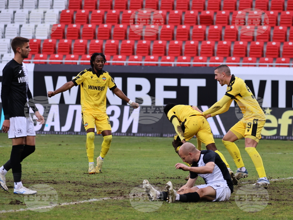 Пловдив - Футбол - "Локомотив"- Пловдив - "Ботев"- Пловдив