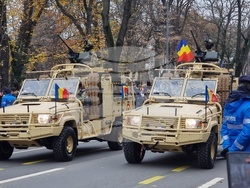 Румъния - Букурещ - военен парад
