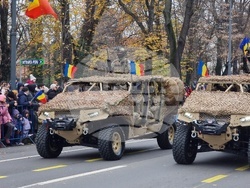 Румъния - Букурещ - военен парад