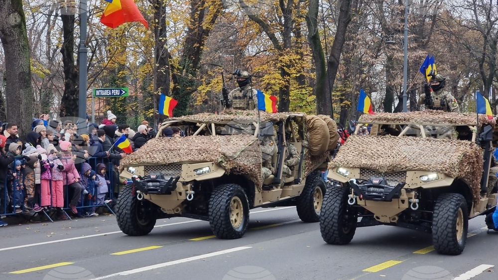 Румъния - Букурещ - военен парад