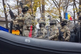 Румъния - Букурещ - военен парад