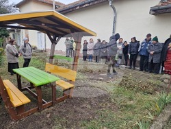 с. Давидово - читалище - двор на мечтите