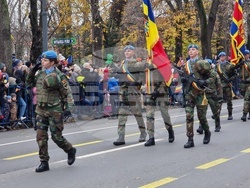Румъния - Букурещ - военен парад