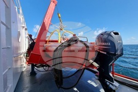 Св. св. Кирил и Методий - НИК 421 - кораб - Антарктида - ежедневие - мостик - Мар дел Плата