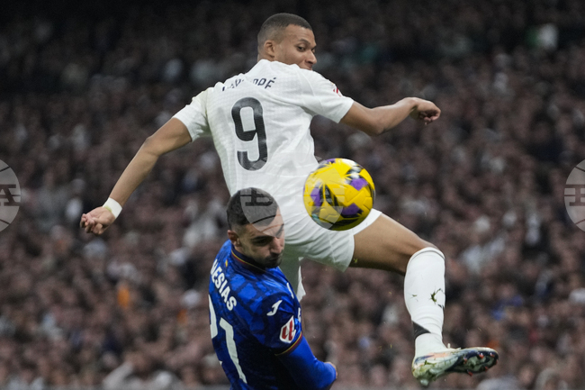 Мбапе остава заподозрян по дело за изнасилване в Швеция