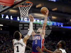 Spurs Kings Basketball