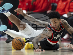 Mavericks Trail Blazers Basketball