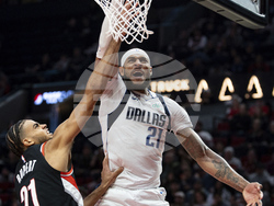 Mavericks Trail Blazers Basketball