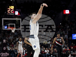 Mavericks Trail Blazers Basketball