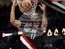 Mavericks Trail Blazers Basketball