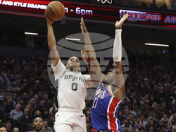 Spurs Kings Basketball