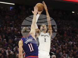 Spurs Kings Basketball