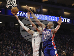 Spurs Kings Basketball
