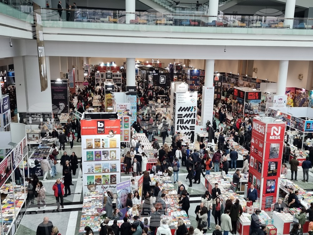 Ankara Book Fair Gathers Huge Numbers of Visitors