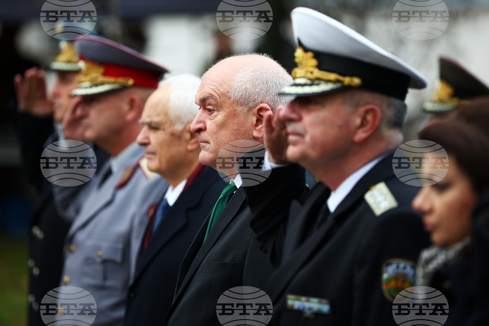 Живеем във време, в което предизвикателствата пред системите за сигурност са безпрецедентни, каза адмирал Емил Ефтимов