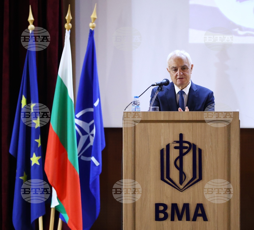 Не разглеждаме Военномедицинската академия само като лечебно заведение, а като неотделима част от Въоръжените ни сили, каза Атанас Запрянов