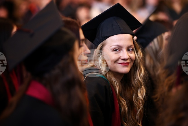 Софийски университет „Свети Климент Охридски“ - Факултет по журналистика и масова комуникация - дипломи - връчване