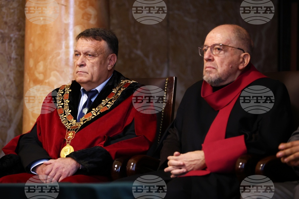 Софийски университет „Свети Климент Охридски“ - Факултет по журналистика и масова комуникация - дипломи - връчване