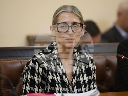 Министерство на транспорта и съобщенията - открита дискусия