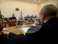 Министерство на транспорта и съобщенията - открита дискусия