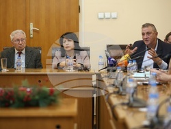 Министерство на транспорта и съобщенията - открита дискусия