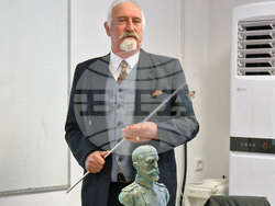 Шумен - паметник - Александър I Български