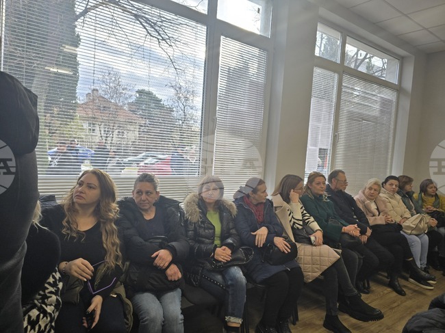 Нека бъдем по-смирени и по-толерантни към лекарското съсловие, призова педиатърът доктор Оля Малчева 