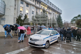 Търговище - граждани - подкрепа за Симон Милков след задържане