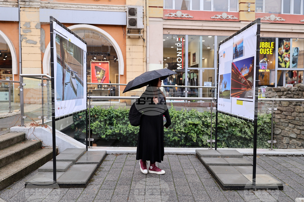 Пловдив - фотоизложба „Светлина и надежда” - откриване