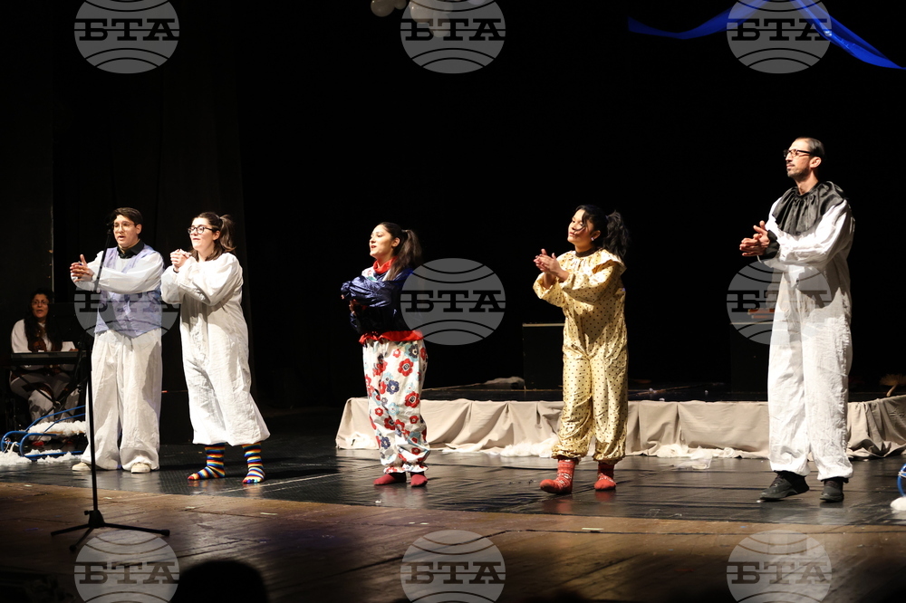 Благоевград - „Топла приказка от сняг” - благотворителен спектакъл