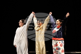 Благоевград - „Топла приказка от сняг” - благотворителен спектакъл