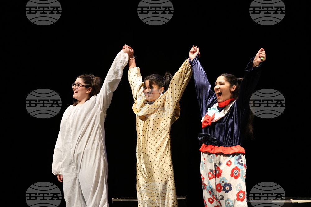 Благоевград - „Топла приказка от сняг” - благотворителен спектакъл