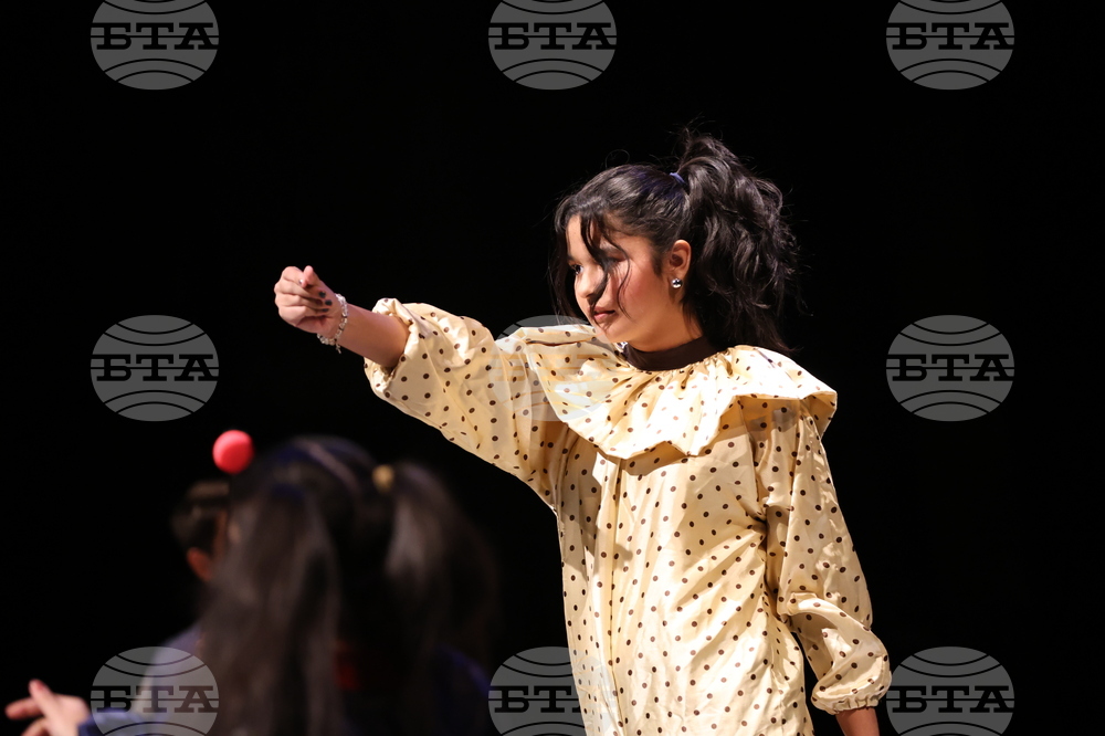 Благоевград - „Топла приказка от сняг” - благотворителен спектакъл