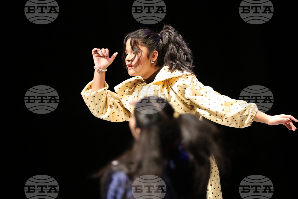 Благоевград - „Топла приказка от сняг” - благотворителен спектакъл