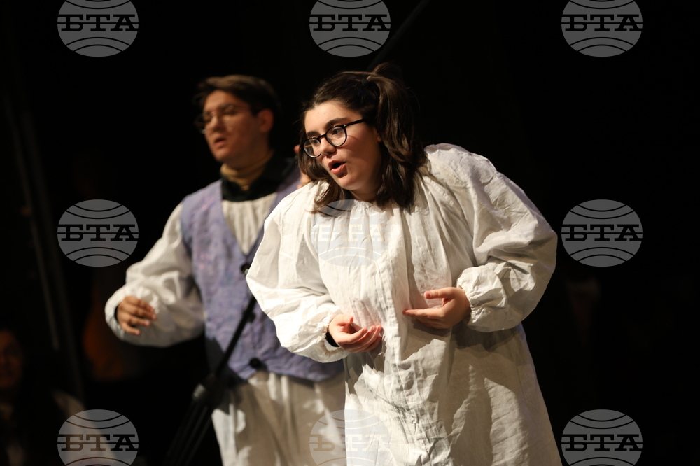 Благоевград - „Топла приказка от сняг” - благотворителен спектакъл