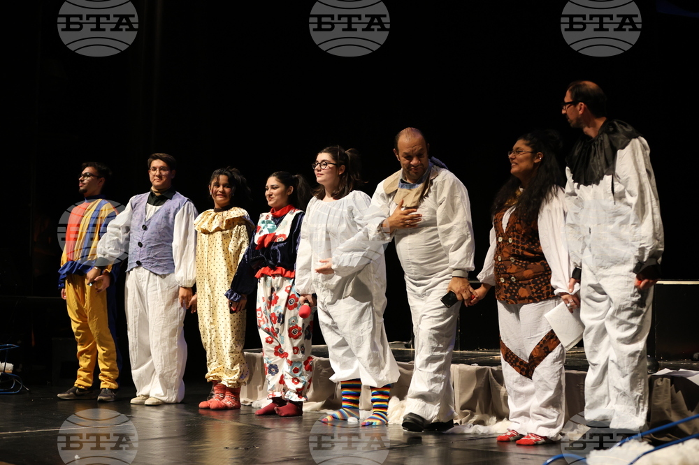 Благоевград - „Топла приказка от сняг” - благотворителен спектакъл