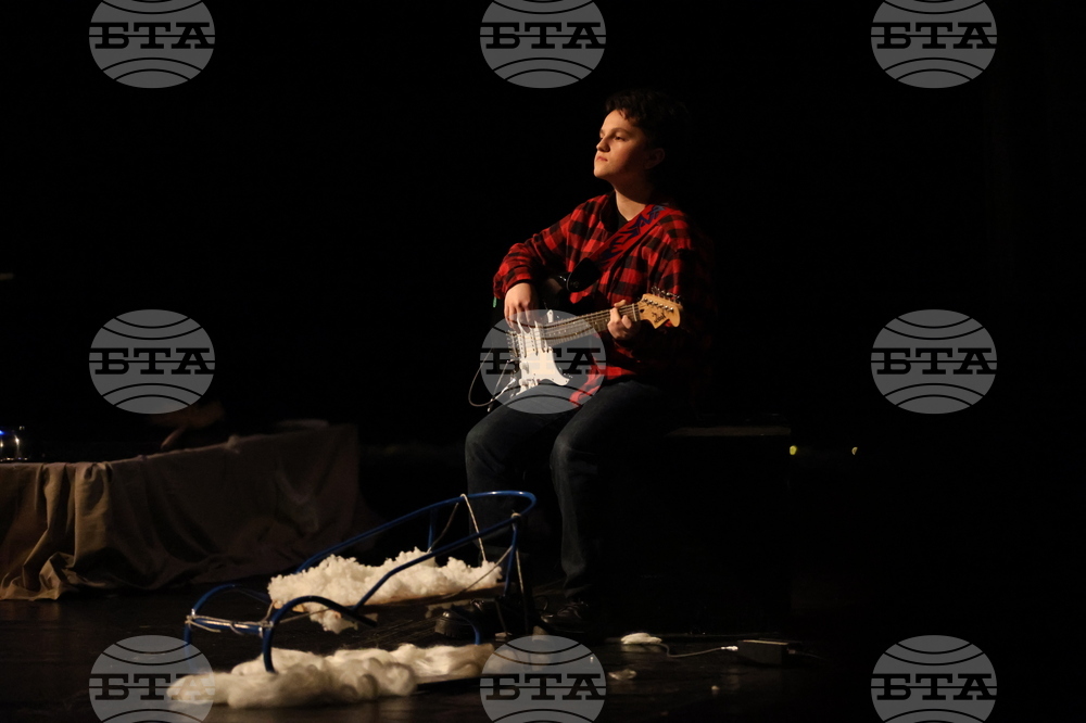 Благоевград - „Топла приказка от сняг” - благотворителен спектакъл