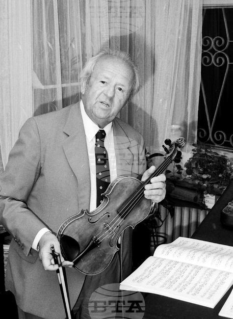 Проф. Владимир Аврамов - цигулар и музикален педагог, доайен на българската цигулкова школа 