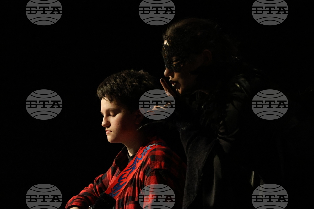 Благоевград - „Топла приказка от сняг” - благотворителен спектакъл