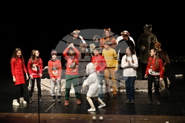 Благоевград - „Топла приказка от сняг” - благотворителен спектакъл