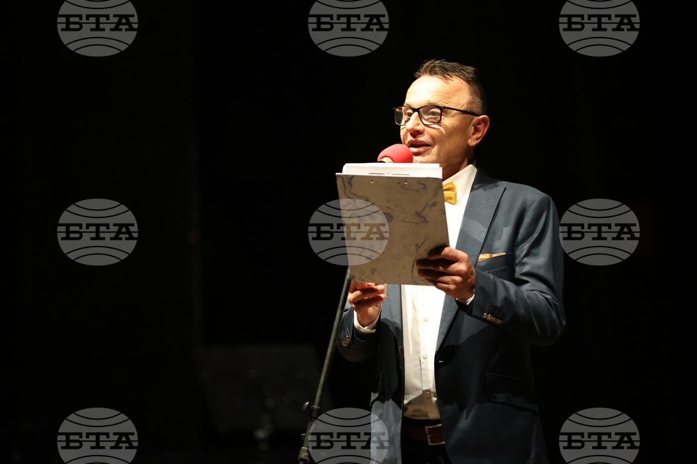 Благоевград - „Топла приказка от сняг” - благотворителен спектакъл