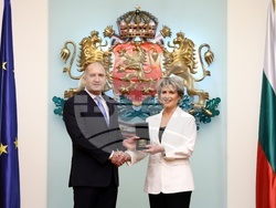 Румен Радев - спортисти - награждаване