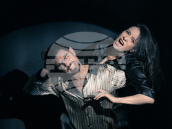 Премиерните представления на „Слънчева линия“ са на 5 и 6 декември в „Червената къща“. Снимка: екип