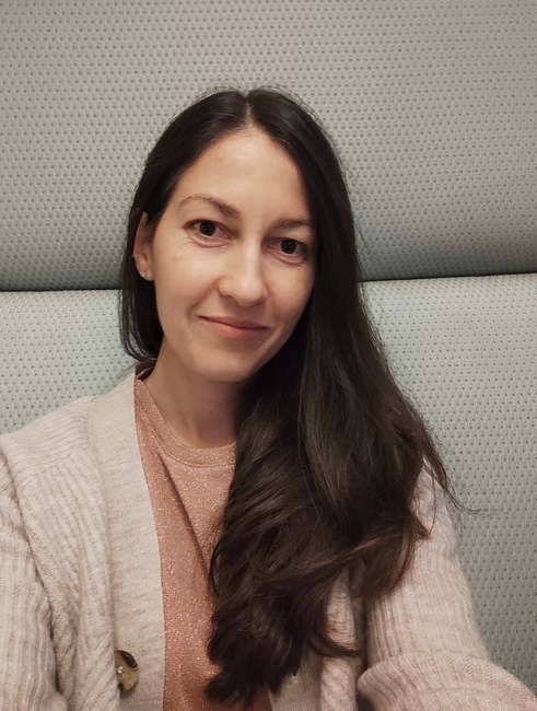 Авторката Глория Ангелова от Айндховен: Всичко свързано с България е част от мен