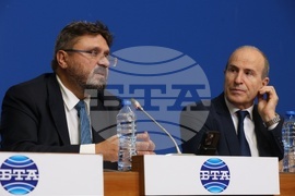 Национален пресклуб на БТА - София - Международен ден на хората с увреждания - договор