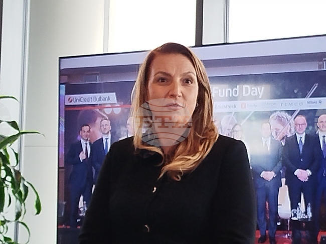 "УниКредит Булбанк" отчита над 180 млн. лева вложени средства в платформа за инвестиционни планове за една година
