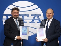 Национален пресклуб на БТА - София - Международен ден на хората с увреждания - договор