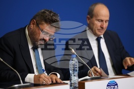 Национален пресклуб на БТА - София - Международен ден на хората с увреждания - договор