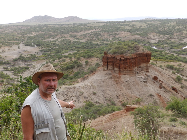  Група български учени, сред които и проф. Николай Овчаров, тръгва към „Люлката на човечеството“ в Южна Африка