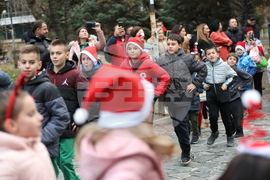 Благоевград - „Коледна хоротека”